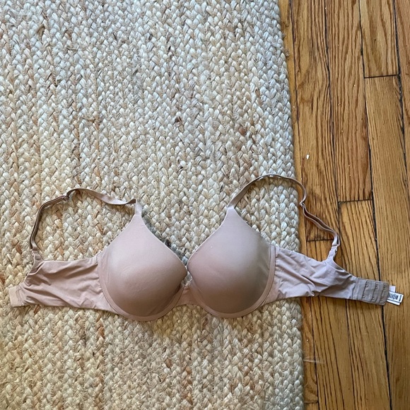 Victoria's Secret Other - Victoria Secret 32DD